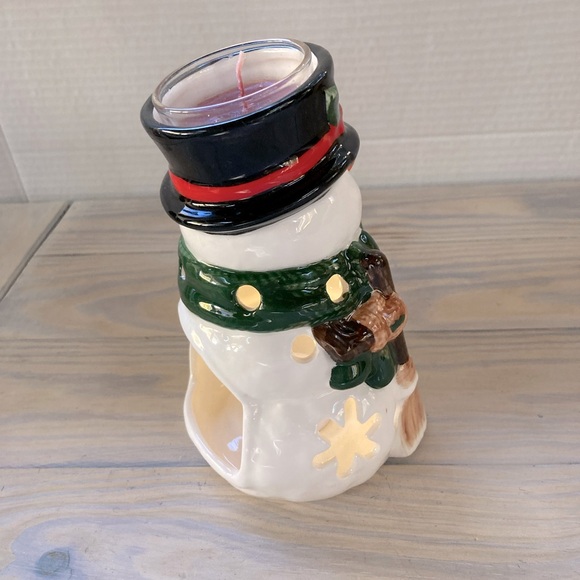 YANKEE CANDLE Snowman Tea or Votive Candle Holder 6 inches Tall - Picture 5 of 10